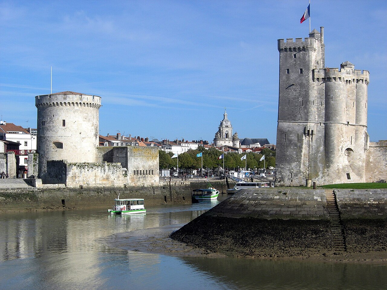 La Rochelle (17000), Charente-Maritime — la boucherie Le Bœuf Tricolore de La Rochelle